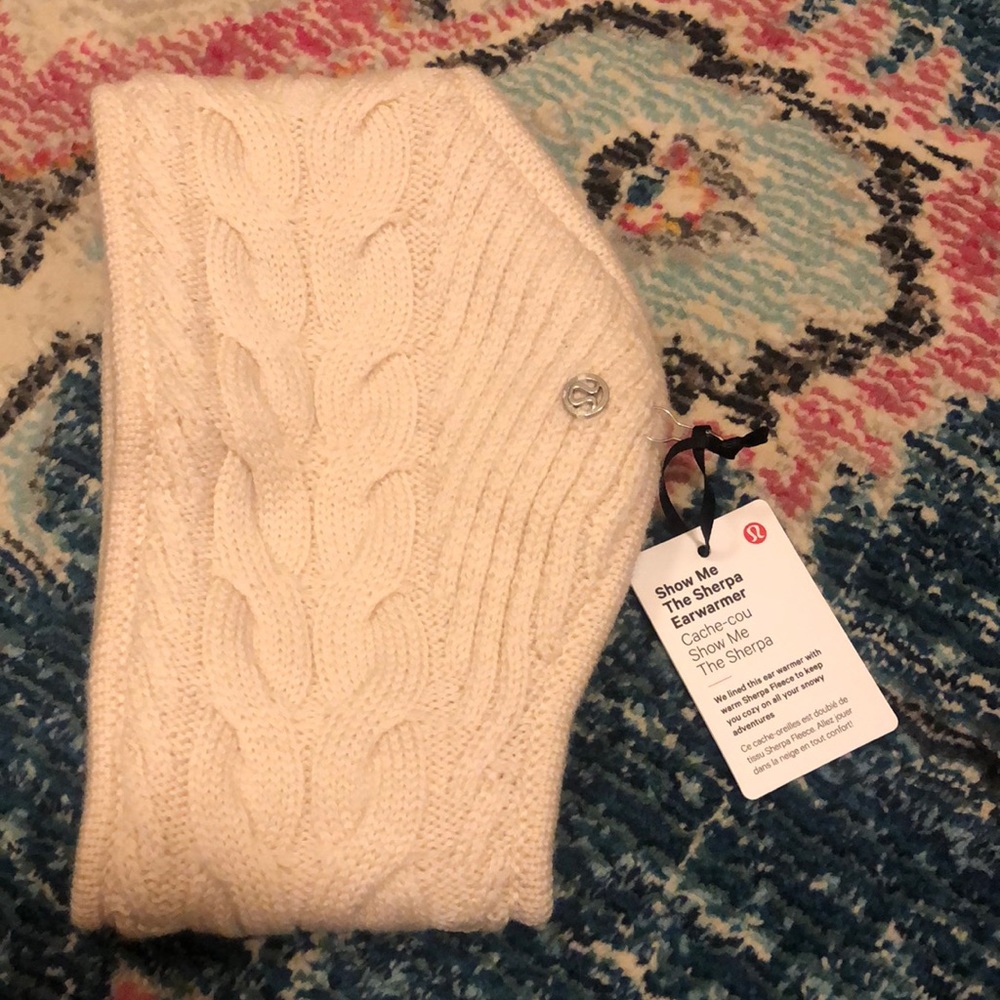 NWT Lululemon Show Me The Sherpa Earwarmer